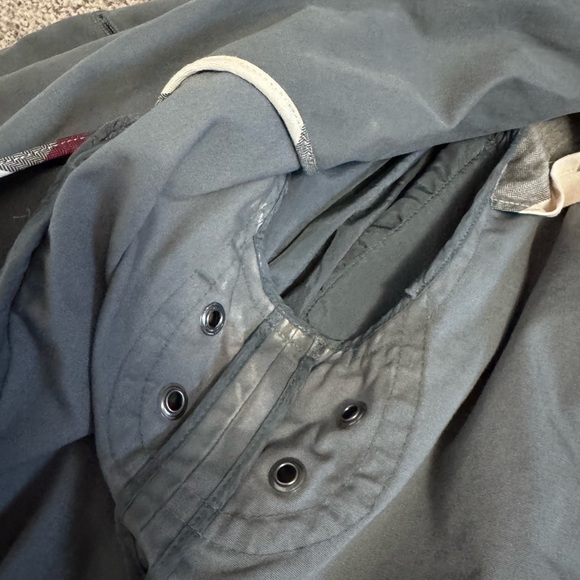 Burberry Grey Khaki Trench Coat - Picture 10 of 10